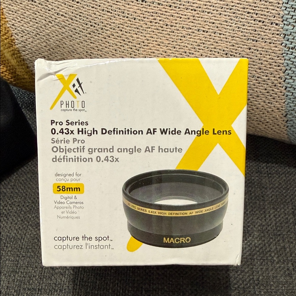 Pro Series AF 0.43x High Definition Wide Angle Lens